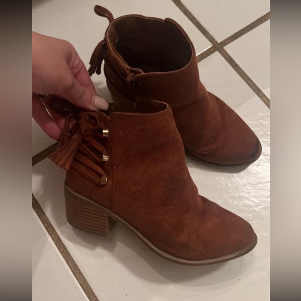Kids shoes